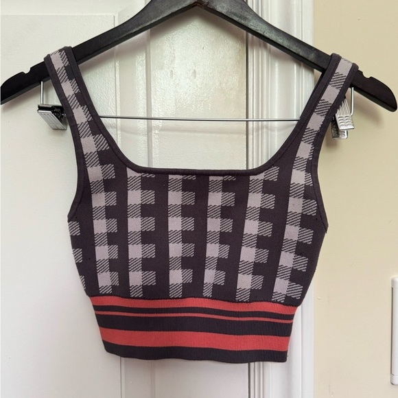 Babaton Tops - ARITZIA BABATON Sculpted Knit Crop Tank Top (XS)